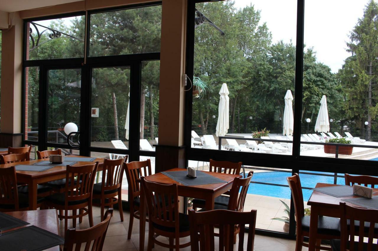 Park Hotel Briz Golden Sands Exterior photo